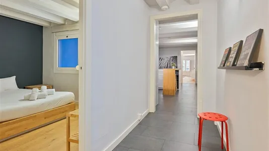 Apartments in Barcelona Ciutat Vella - photo 7