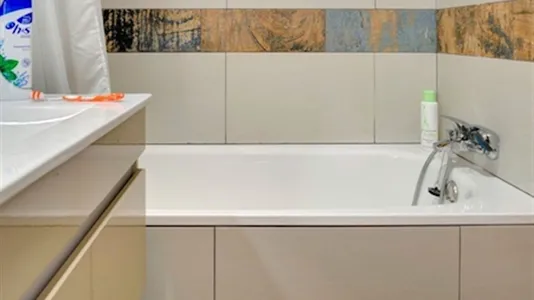 Rooms in Zaragoza - photo 8