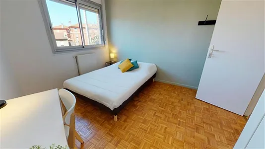 Rooms in Lyon - photo 1
