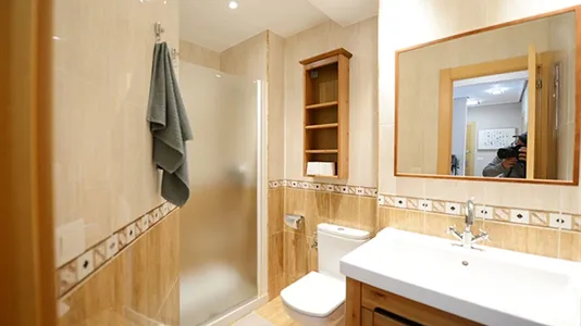 Rooms in Bilbao - photo 9