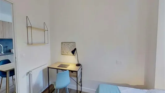Rooms in Nanterre - photo 2