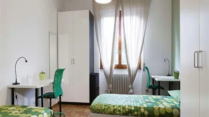 Room for rent in Milano Zona 5 - Vigentino, Chiaravalle, Gratosoglio, Milan