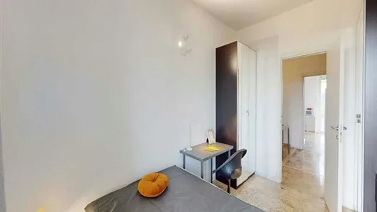 Rooms in Milano Zona 4 - Vittoria, Forlanini - photo 2