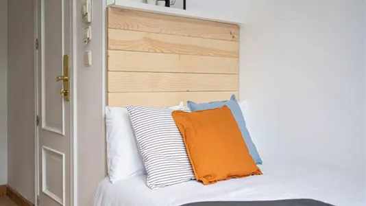 Rooms in Madrid Centro - photo 2