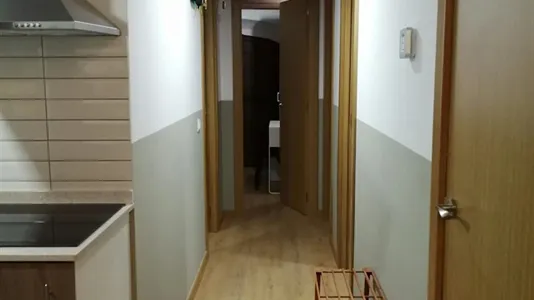 Rooms in Barcelona Ciutat Vella - photo 10