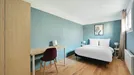 Room for rent, Palaiseau, Île-de-France, &lt;span class=&quot;blurred street&quot; onclick=&quot;ProcessAdRequest(13097904)&quot;&gt;&lt;span class=&quot;hint&quot;&gt;See streetname&lt;/span&gt;[xxxxxxxxxxxxx]&lt;/span&gt;
