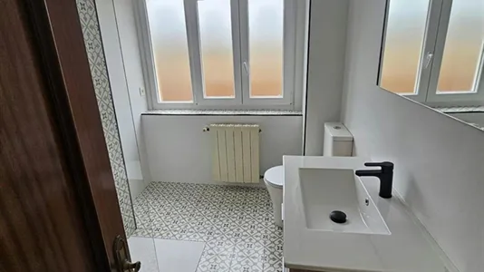 Rooms in Oviedo - photo 7