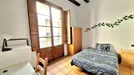 Room for rent, Barcelona Ciutat Vella, Barcelona, &lt;span class=&quot;blurred street&quot; onclick=&quot;ProcessAdRequest(12775236)&quot;&gt;&lt;span class=&quot;hint&quot;&gt;See streetname&lt;/span&gt;[xxxxxxxxxxxxx]&lt;/span&gt;