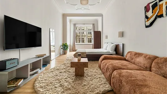 Apartments in Berlin Pankow - photo 1