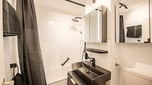 Apartments in Location is not specified - photo 8