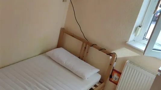 Rooms in Esslingen - photo 1