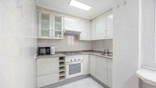 Rooms in el Camí de Vera - photo 7