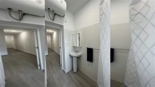 Rooms in Barcelona Sants-Montjuïc - photo 6