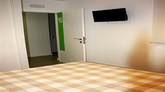Rooms in Madrid Centro - photo 4