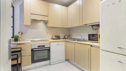 Apartments in Madrid Chamberí - photo 6