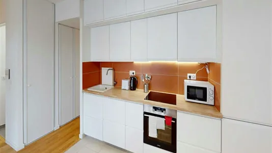 Rooms in Saint-Denis - photo 8