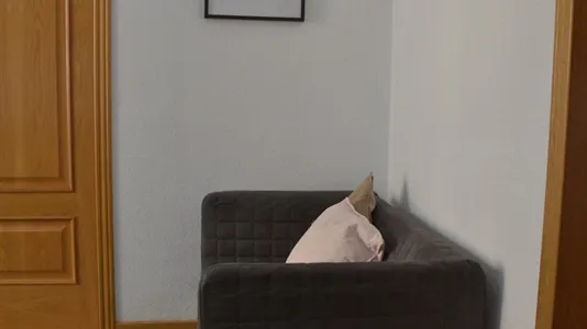 Rooms in Madrid Centro - photo 8