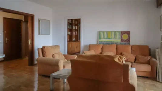 Rooms in Madrid Tetuán - photo 8