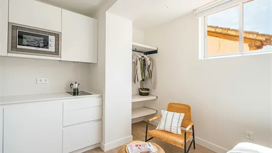 Rooms in Málaga - photo 6