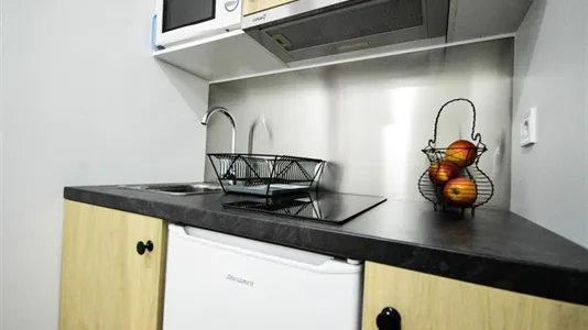 Apartments in Valencia Extramurs - photo 9