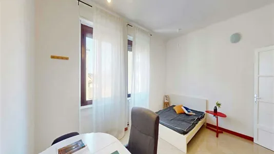 Rooms in Milano Zona 5 - Vigentino, Chiaravalle, Gratosoglio - photo 1