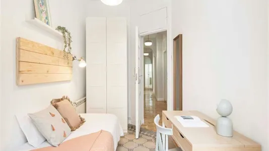 Rooms in Madrid Centro - photo 1