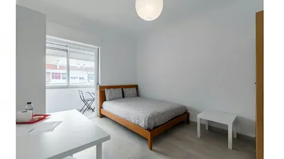 Room for rent in Amadora, Lisbon (region)