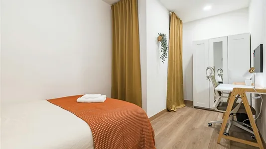 Rooms in Cornellà de Llobregat - photo 6
