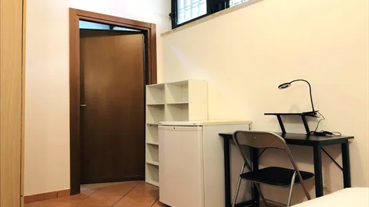 Rooms in Roma Municipio XI – Arvalia/Portuense - photo 4