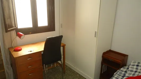 Rooms in Córdoba - photo 5