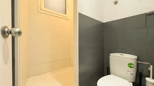 Rooms in Barcelona Ciutat Vella - photo 5