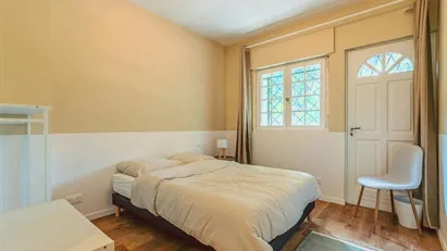 Room for rent in L'Haÿ-les-Roses, Île-de-France