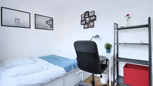 Rooms in Paris 16éme arrondissement (North) - photo 6