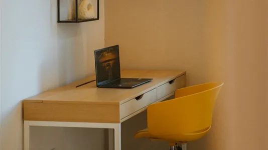 Rooms in Barcelona Eixample - photo 6