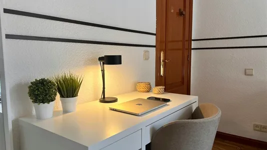 Rooms in Madrid Chamartín - photo 8