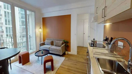 Rooms in Paris 17ème arrondissement - photo 10