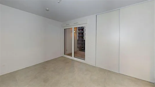 Apartments in Clermont-Ferrand - photo 3