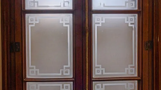 Rooms in Barcelona Ciutat Vella - photo 5