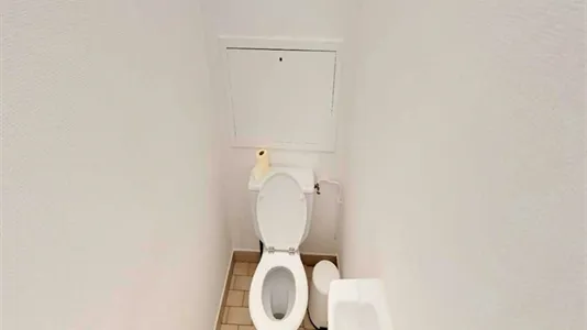 Rooms in Lyon - photo 8