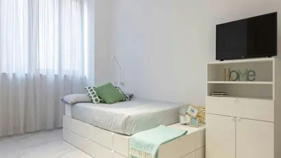 Room for rent in Milano Zona 5 - Vigentino, Chiaravalle, Gratosoglio, Milan