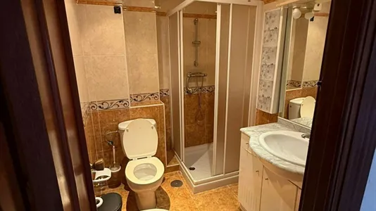 Rooms in Málaga - photo 4