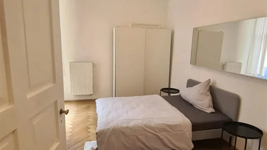 Rooms in Location is not specified - photo 1