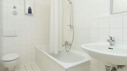 Rooms in Berlin Charlottenburg-Wilmersdorf - photo 8