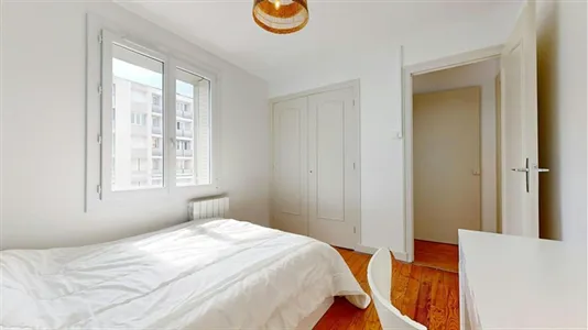 Rooms in Grenoble - photo 2