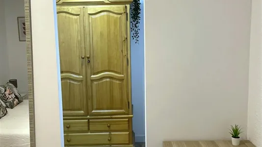 Rooms in Madrid Salamanca - photo 9