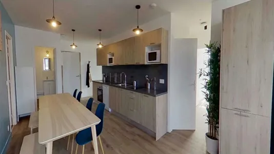 Rooms in Nanterre - photo 9