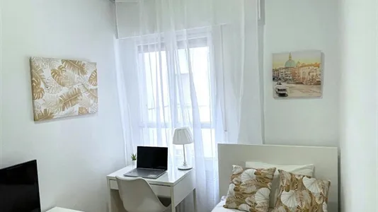 Rooms in Madrid Tetuán - photo 8