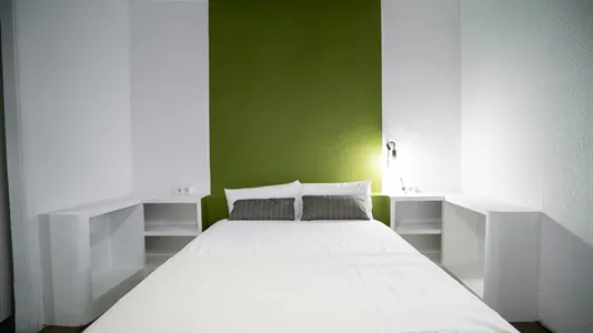 Rooms in Valencia Ciutat Vella - photo 4