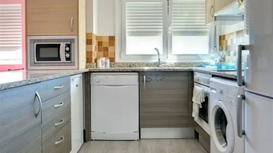 Rooms in Zaragoza - photo 10