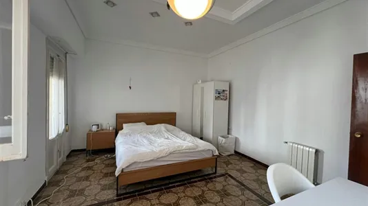 Apartments in Valencia L'Eixample - photo 8